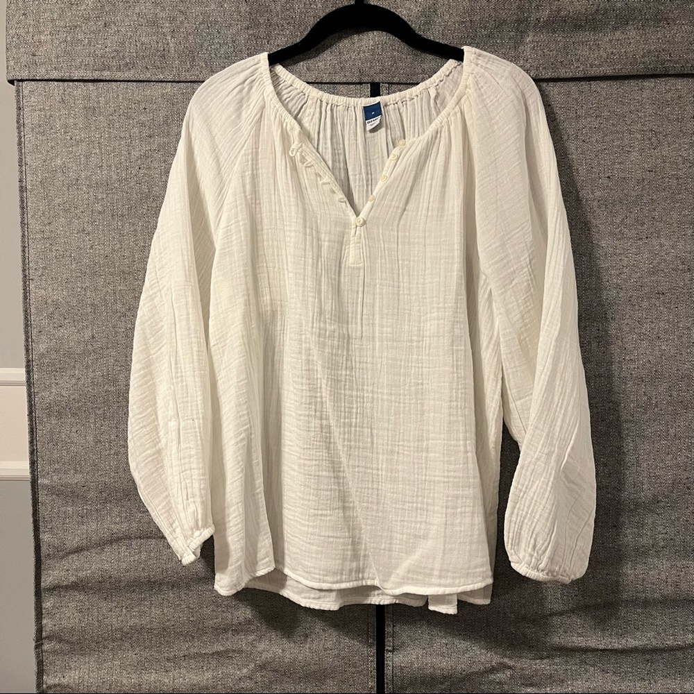 White gauze old navy top